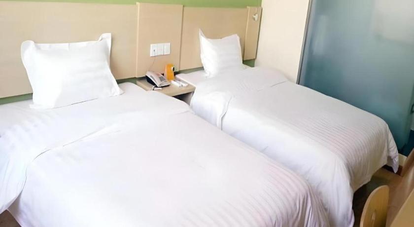 7 Days Inn Luzhou Commercial Pedestrian Street Center Luaran gambar