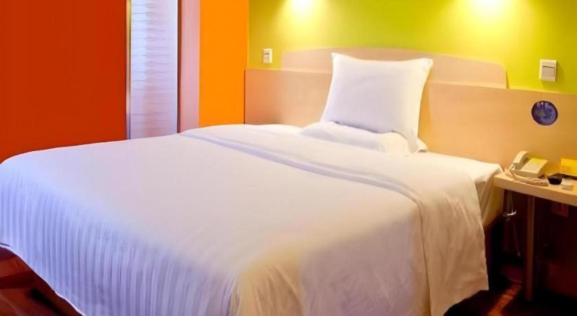 7 Days Inn Luzhou Commercial Pedestrian Street Center Luaran gambar