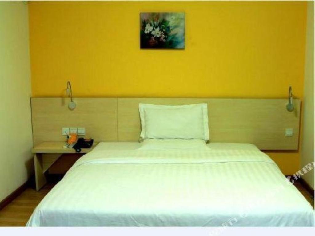 7 Days Inn Luzhou Commercial Pedestrian Street Center Luaran gambar