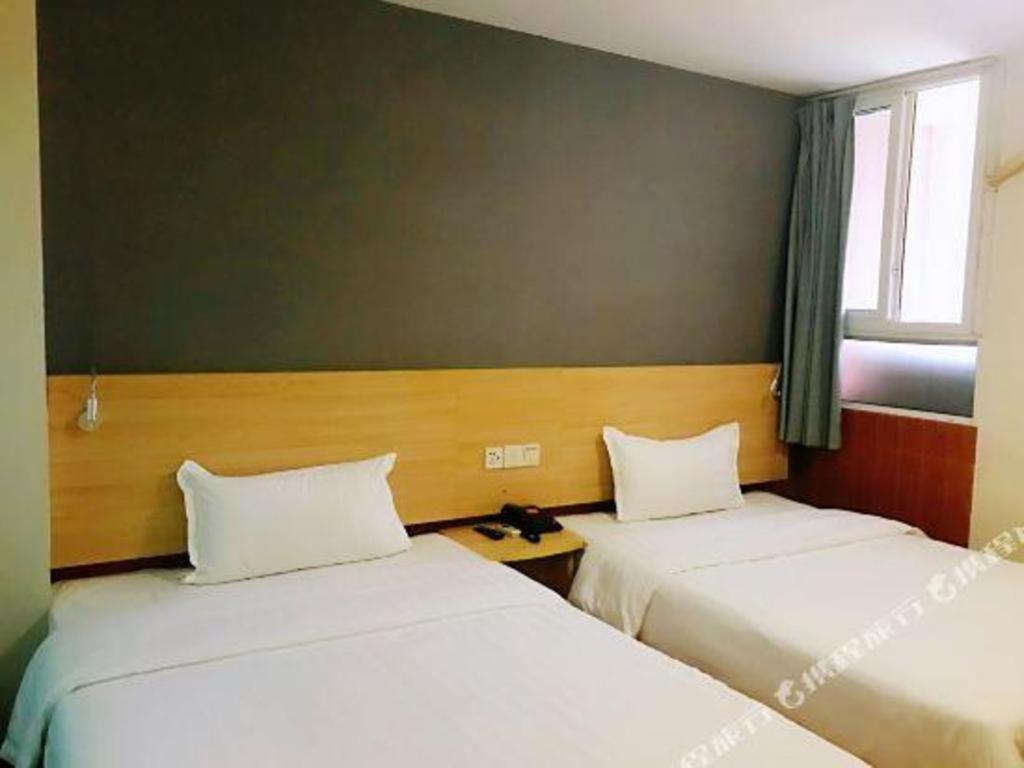7 Days Inn Luzhou Commercial Pedestrian Street Center Luaran gambar