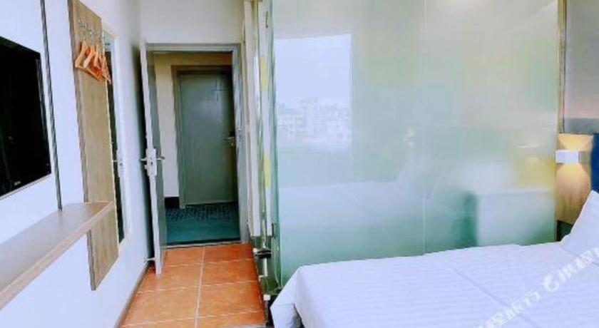 7 Days Inn Luzhou Commercial Pedestrian Street Center Luaran gambar