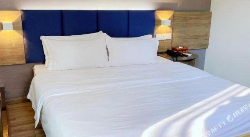 7 Days Inn Luzhou Commercial Pedestrian Street Center Luaran gambar