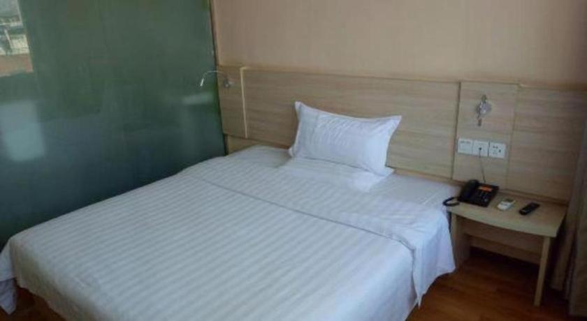 7 Days Inn Luzhou Commercial Pedestrian Street Center Luaran gambar
