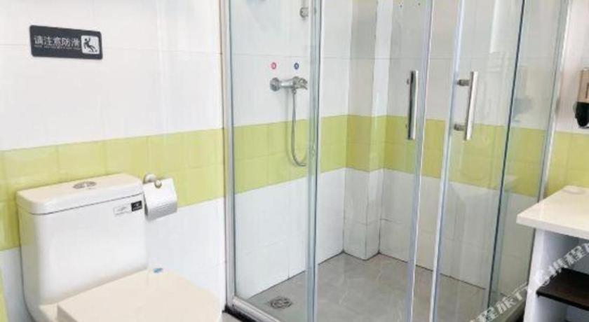 7 Days Inn Luzhou Commercial Pedestrian Street Center Luaran gambar