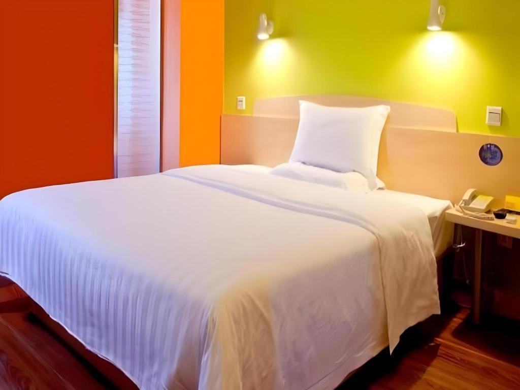 7 Days Inn Luzhou Commercial Pedestrian Street Center Luaran gambar